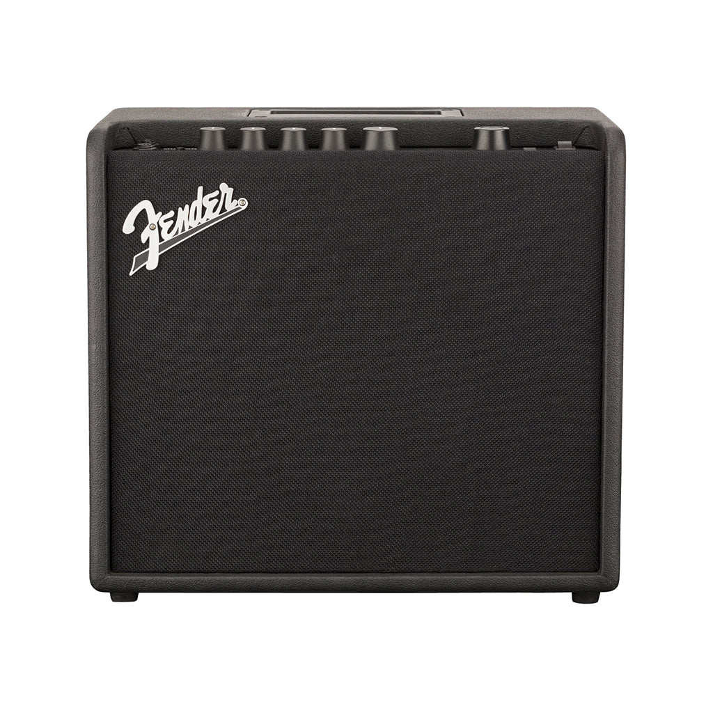 Fender 25-Watt LT25 230V UK Guitar Combo Amplifier for Beginners